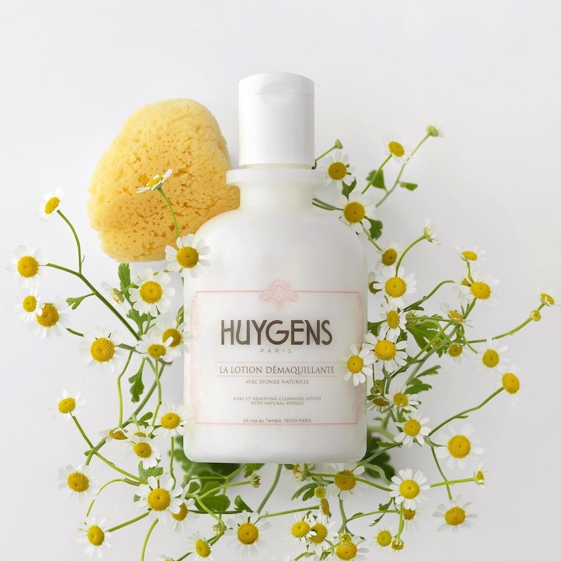 La lotion démaquillante Huygens et son éponge naturelle ultra douce