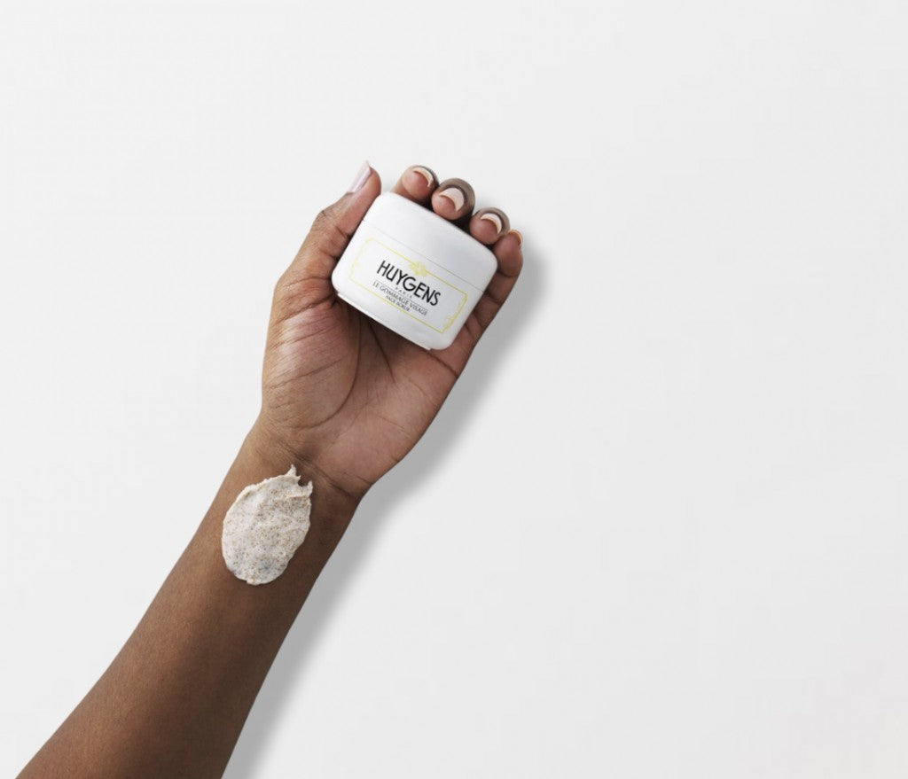 Tout savoir sur les gommages visage